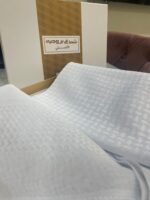 ⁦شماغ بروجيه الأصلي - أبيض - سيجنتشر 1⁩ - الصورة ⁦2⁩