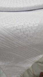 ⁦شماغ بروجيه الأصلي - أبيض - سيجنتشر 1⁩ - الصورة ⁦4⁩