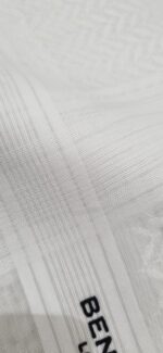 ⁦شماغ بنتلي - أبيض⁩ - الصورة ⁦5⁩