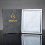 شماغ بروكار ابيض