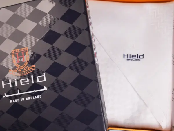 شماغ هيلد الابيض الكلاسيكي