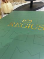 ⁦شماغ regius -  أبيض⁩ - الصورة ⁦8⁩