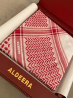 ⁦شماغ الديرة R1 -  أحمر⁩ - الصورة ⁦4⁩