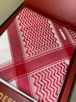 ⁦شماغ الديرة R9 -  أحمر⁩ - الصورة ⁦7⁩