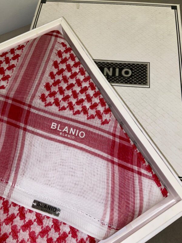 شماغ PLANIO الأحمر