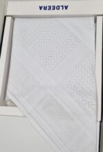 ⁦شماغ الديرة w7 -  أبيض⁩ - الصورة ⁦2⁩