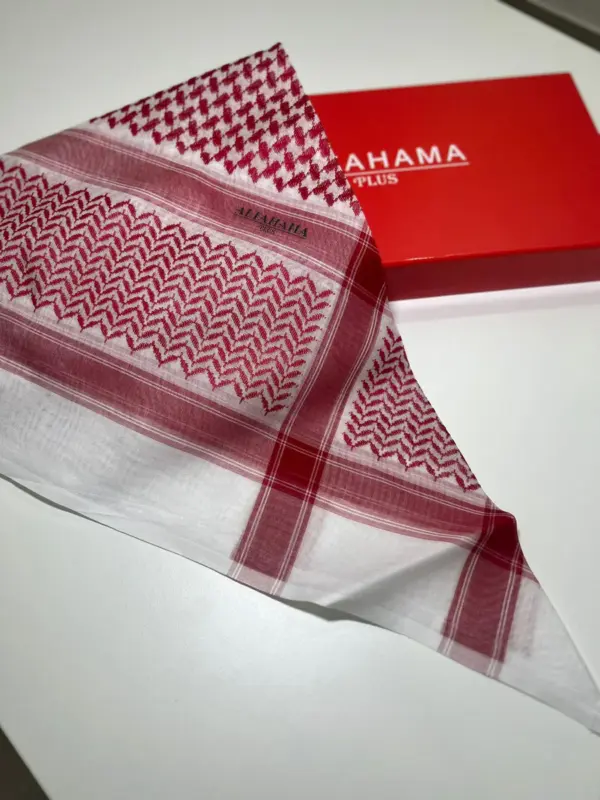 شماغ الفخامة بلس احمر