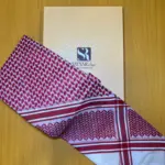 شماغ سيار احمر